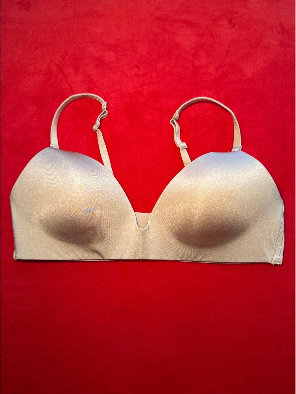 NWOT Skims Wireless Form Maternity Nursing Bra Color Clay Size 36B